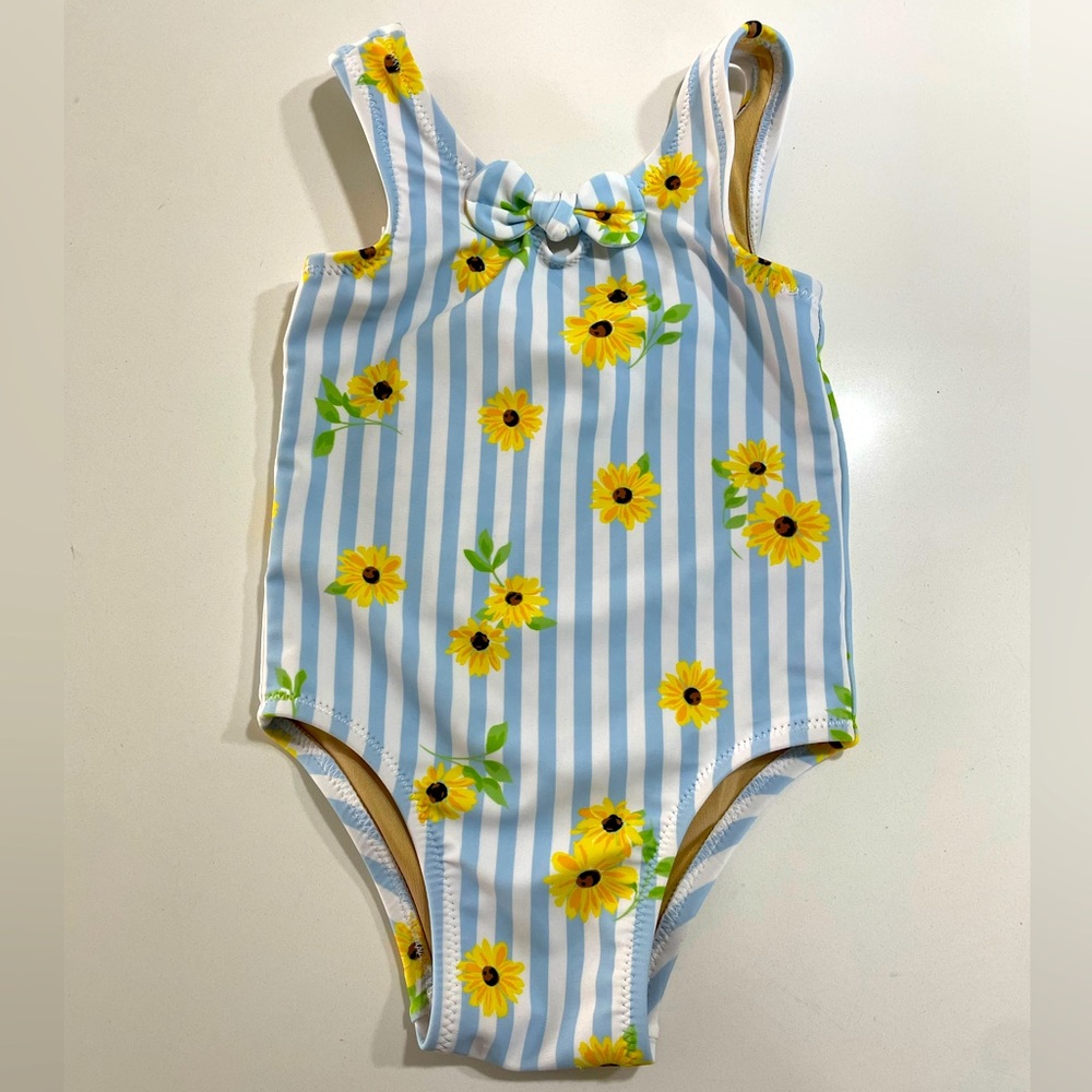 Old Navy one piece bathing suit